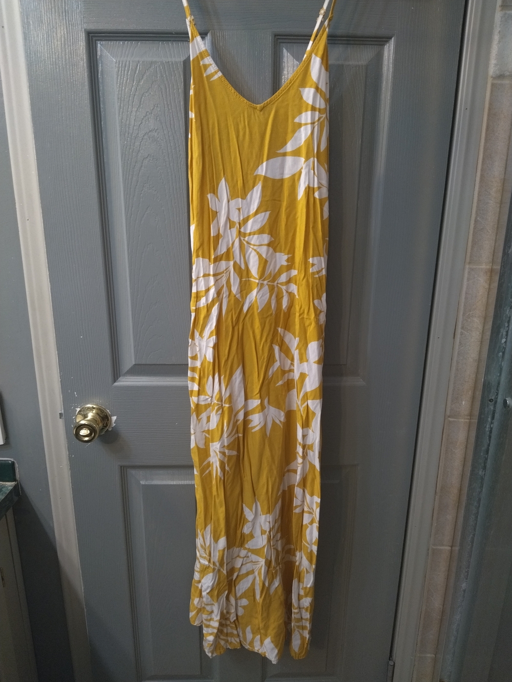 *LN* Women's  Old Navy Yellow Tropical Floral Maxi Dress.